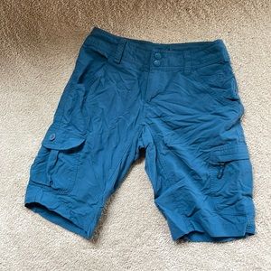 North Face size 0 cargo shorts